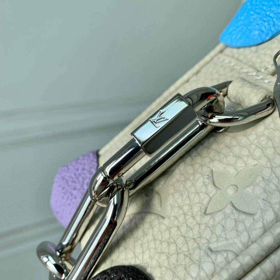 LV M81606 Louis Vuitton Mini Soft Trunk Chalk