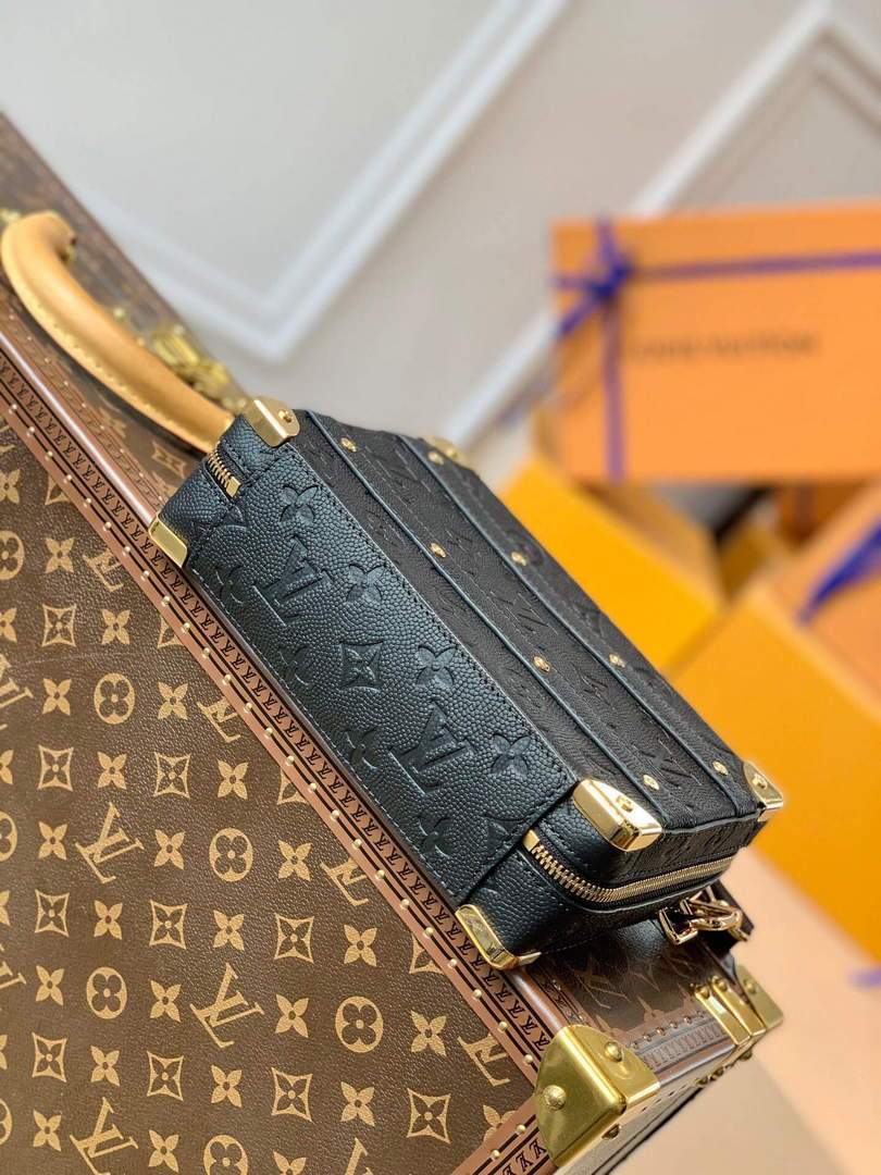 LV M45785 Louis Vuitton LVxNBA Handle Trunk Monogram M57971 Black