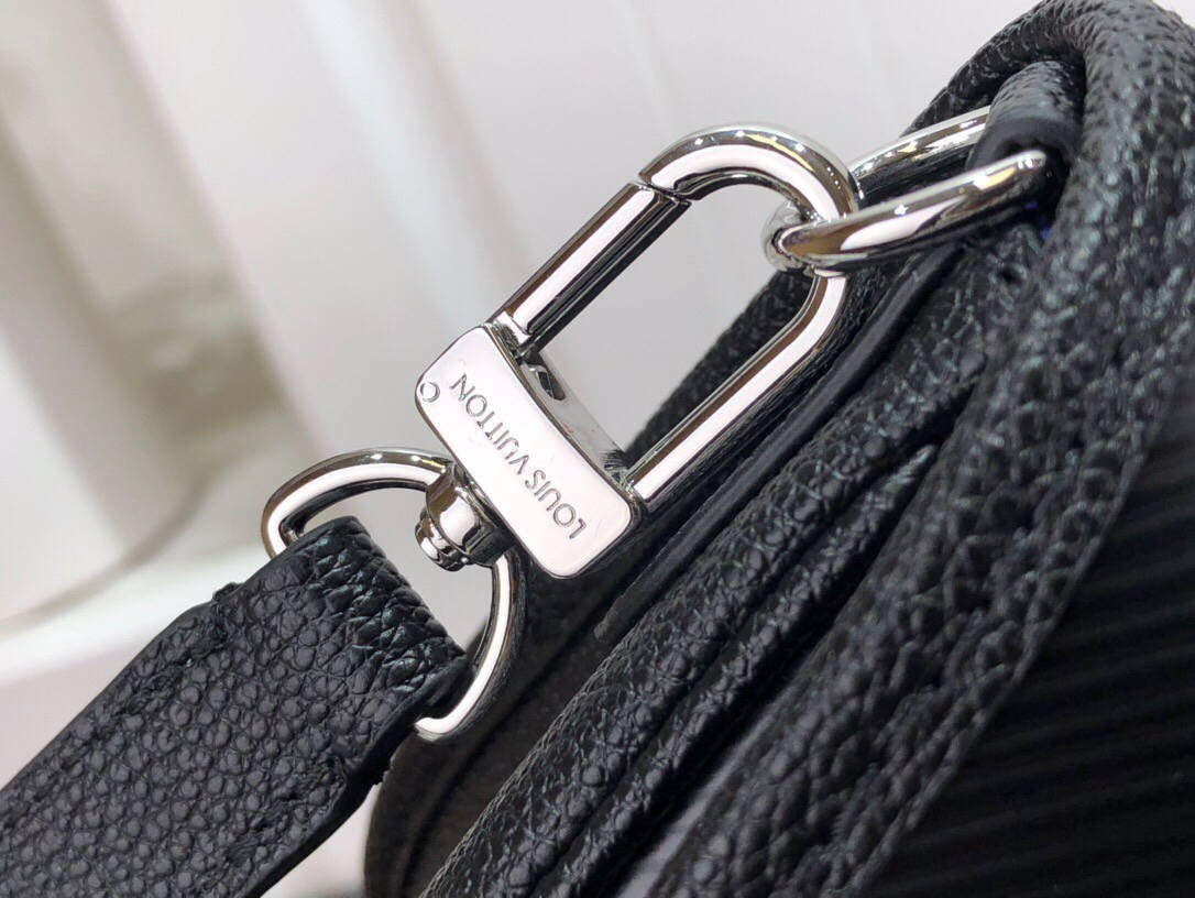 LV M59386 Louis Vuitton Buci Crossbody Bag M59457 Black