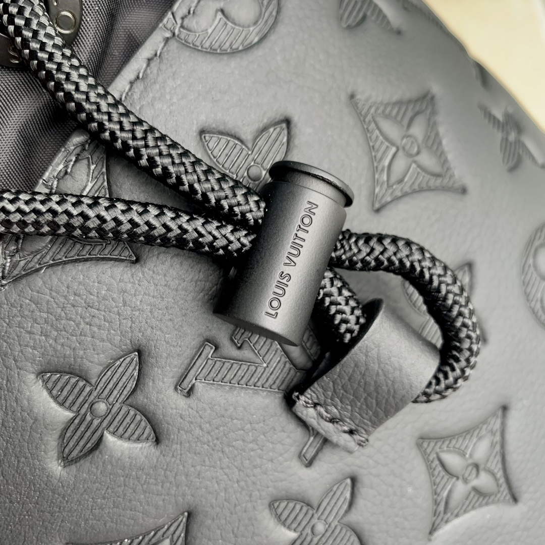 LV M82248 Louis Vuitton Noe Sling Bag Black