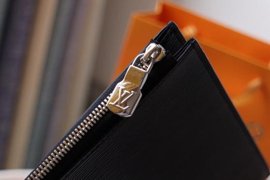 LV N41501 Louis Vuitton Pochette Joule GM Clutch Bag Black