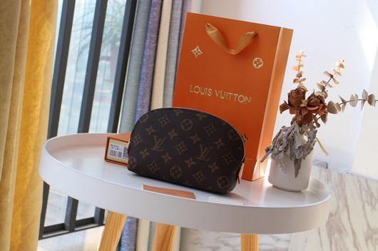 LV M47515 Louis Vuitton M47516 Cosmetic Pouch PM