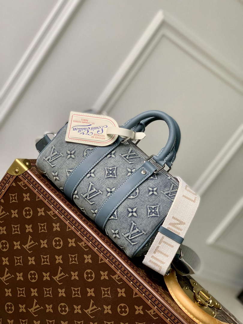 LV M22762 Louis Vuitton Keepall Bandouli��re 25 Bag
