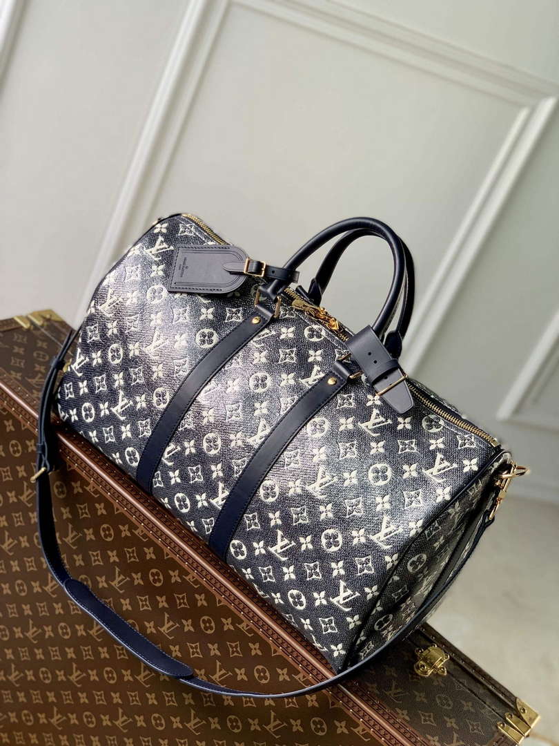 LV M22923 Louis Vuitton Keepall Bandouli��re 45 Bag Blue