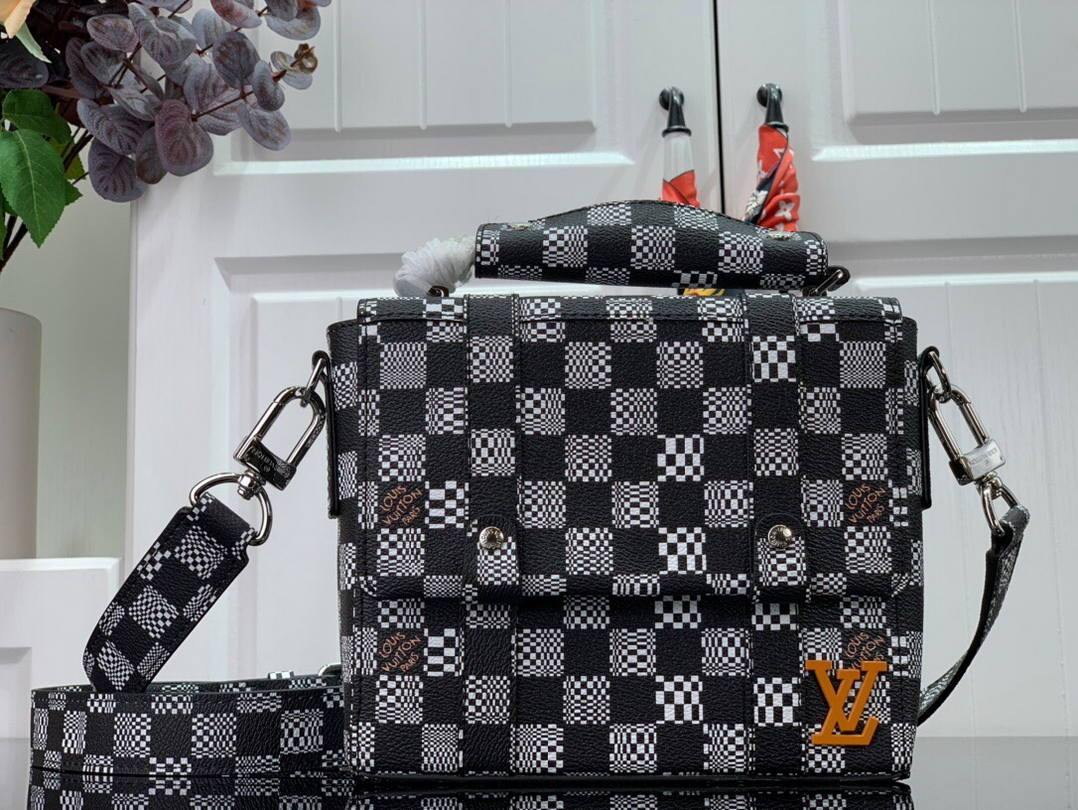 LV N50032 Louis Vuitton Flap Soft trunk Damier Messenger Bag
