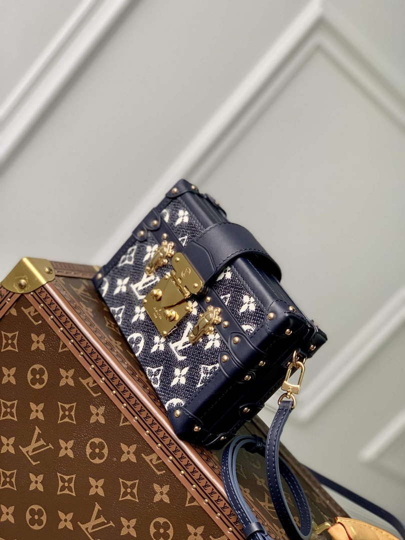 LV M22882 Louis Vuitton Petite Malle Handbag Blue
