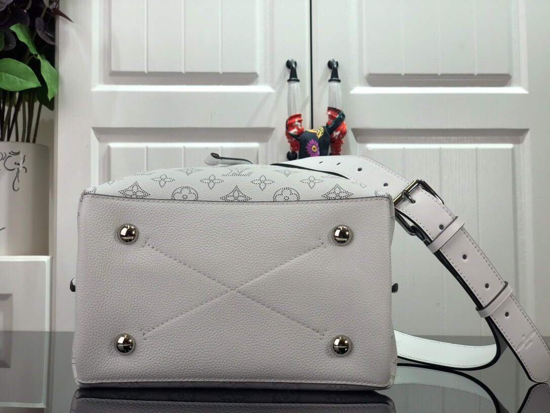 LV M58483 Louis Vuitton Muria Mahina Bucket Bag Snow White