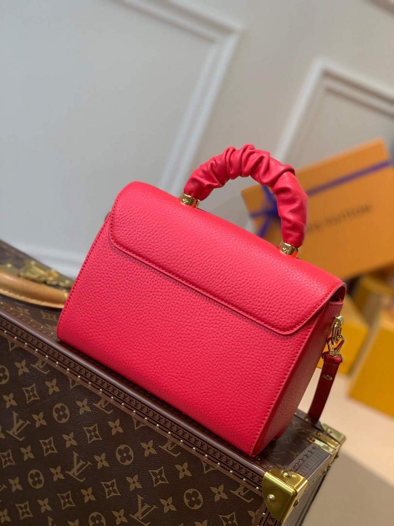 LV M58688 Louis Vuitton Twist MM Leathers Handbag Pondichery Pink