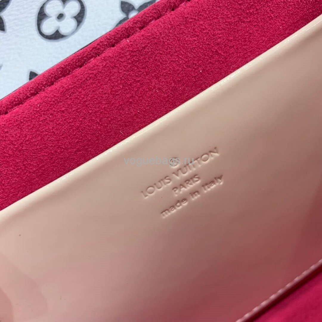 LV M90516 Louis Vuitton Wynwood Monogram Vernis Bag M90566 Beige