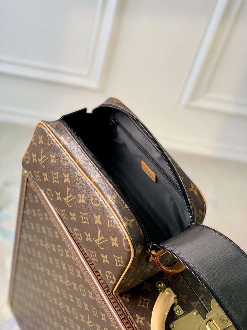 LV M46696 Louis Vuitton Dopp Kit Toiletry Bag Radiant Sun