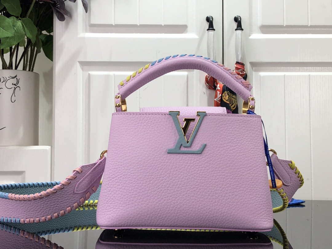 LV M57671 Louis Vuitton Capucines MM Handbag Pink