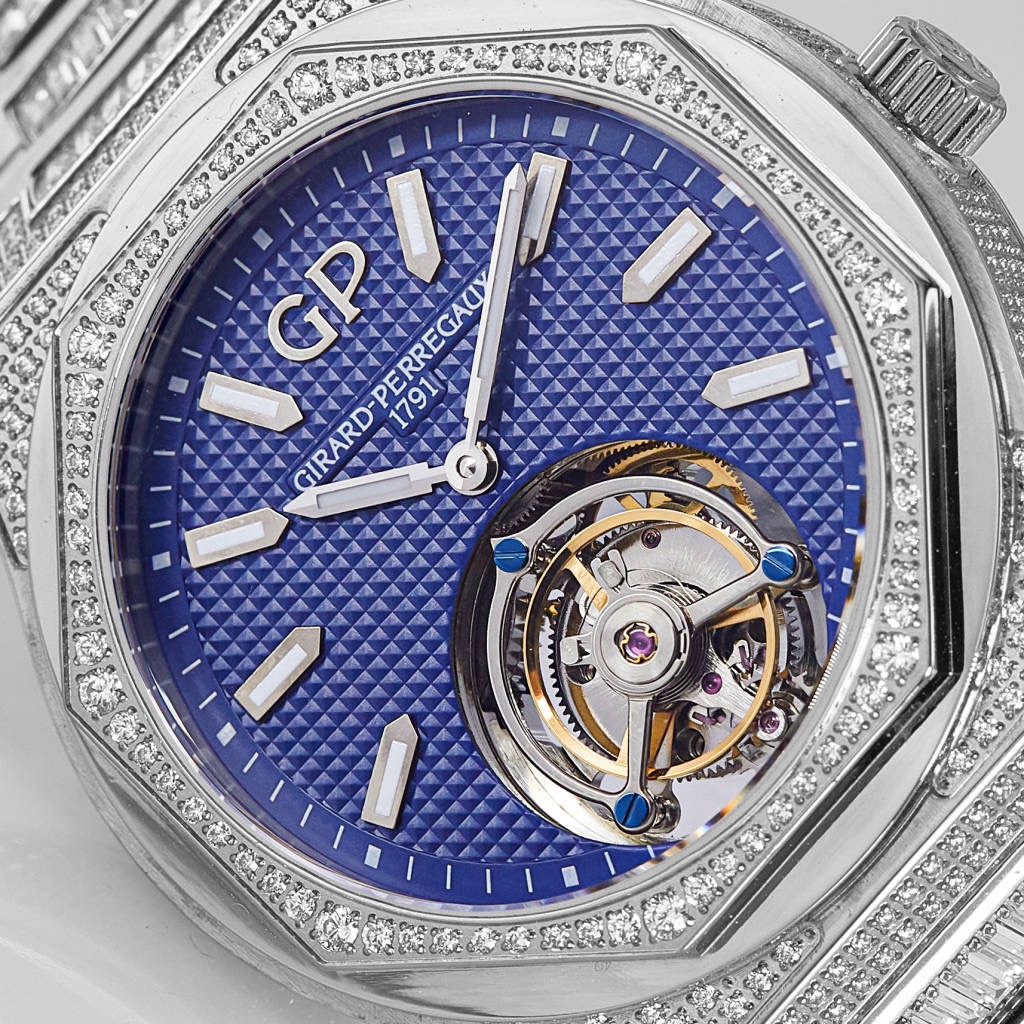 Girard-Perregaux Zhi. Perregaux GP Laureato Chronograph Laurel Tourbillon watch!