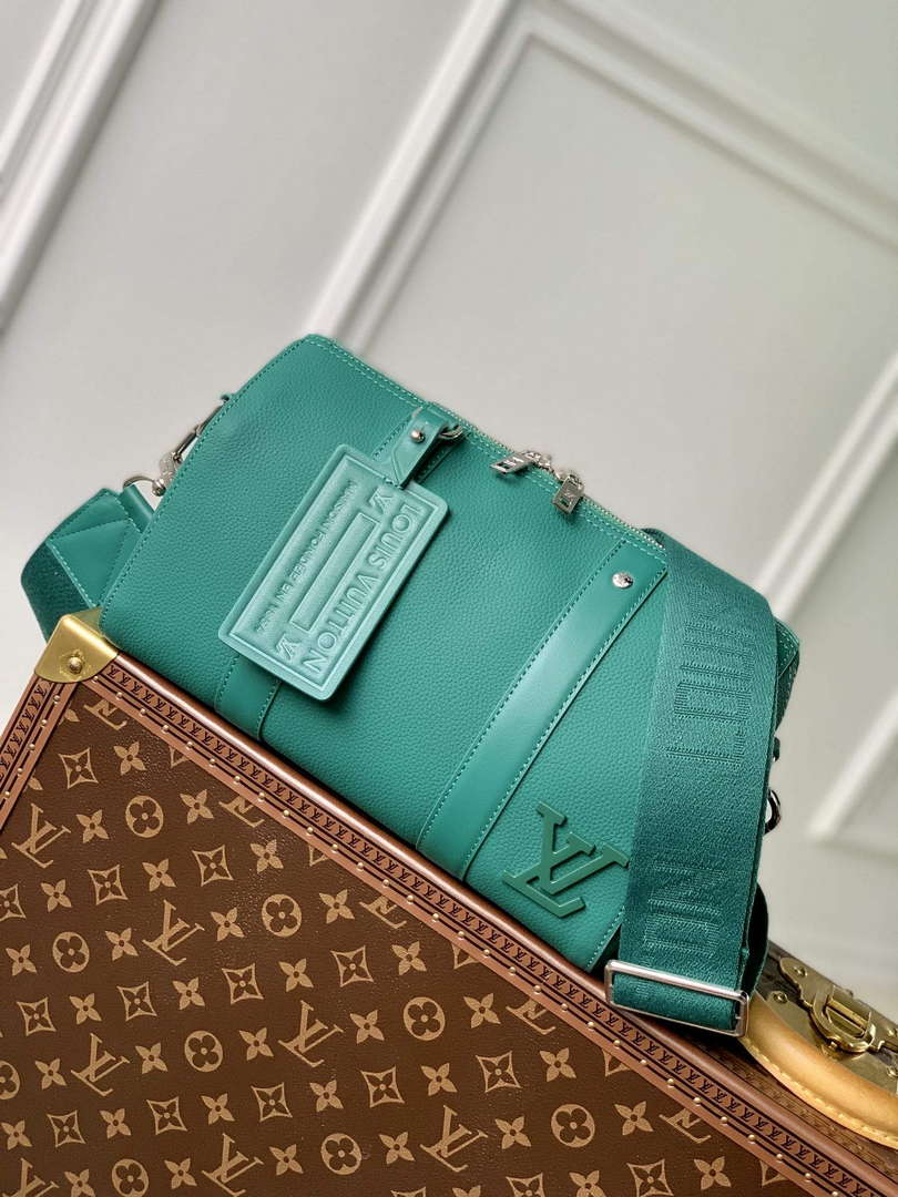 LV M22486 Louis Vuitton City Keepall Travel Bag Green