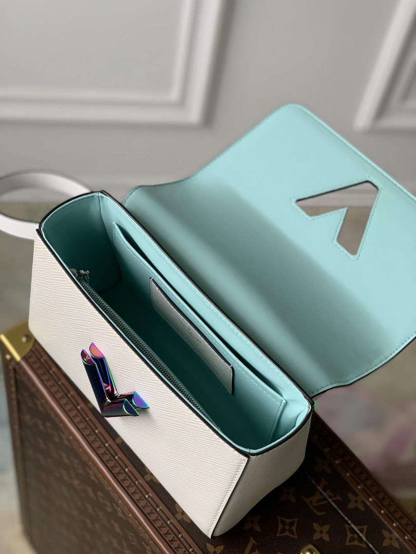 LV M22029 Louis Vuitton Twist MM Bag Epi Leather White