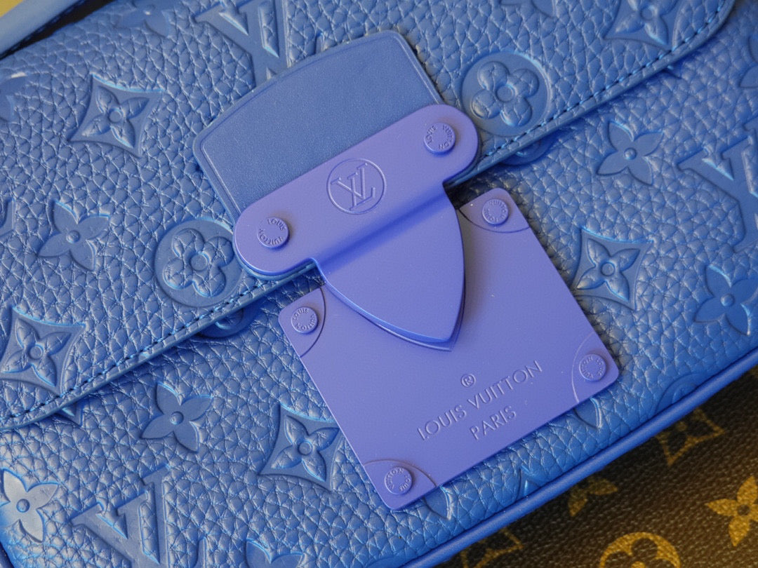 LV Louis Vuitton M58487 S Lock Sling Blue