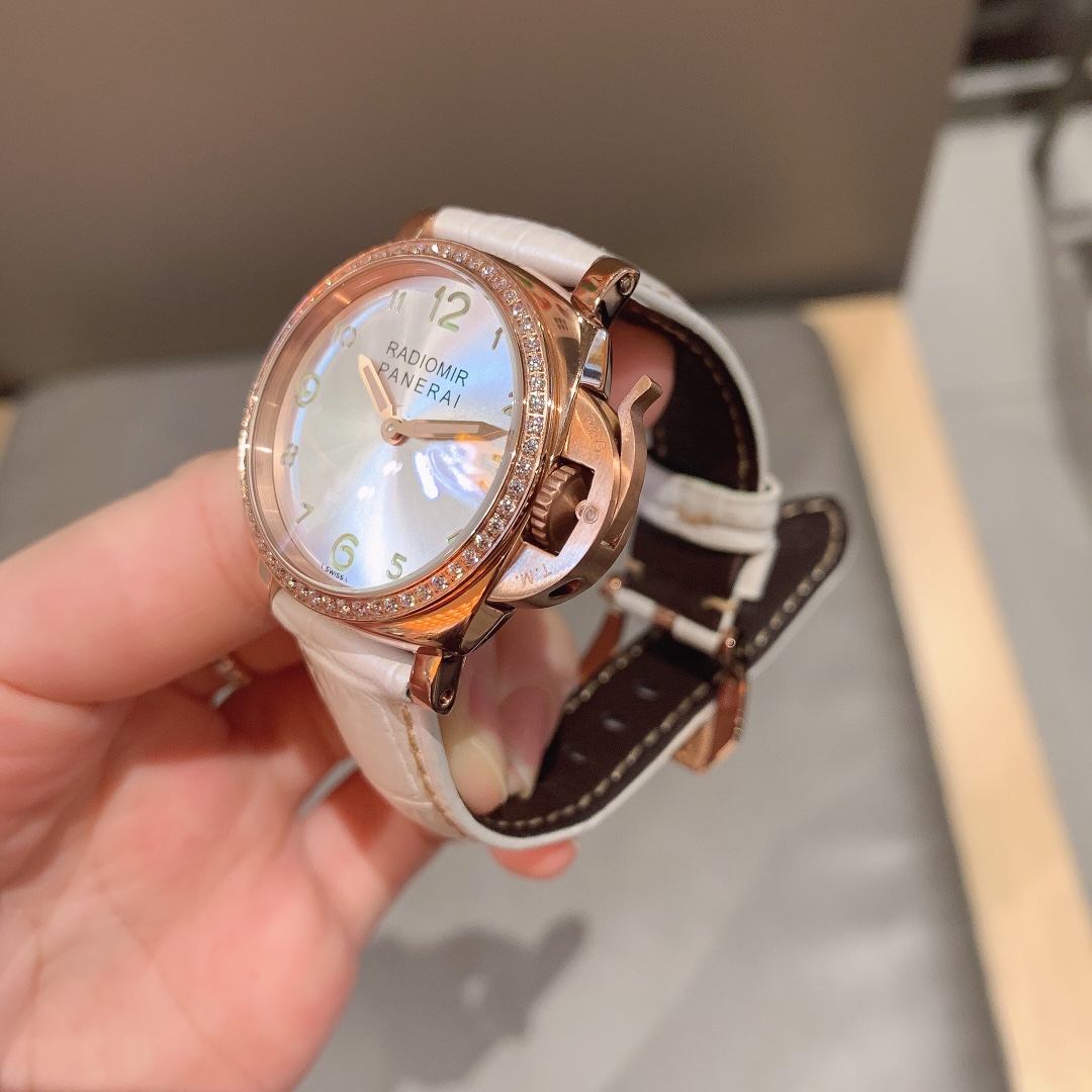 Panerai oh, woman watch