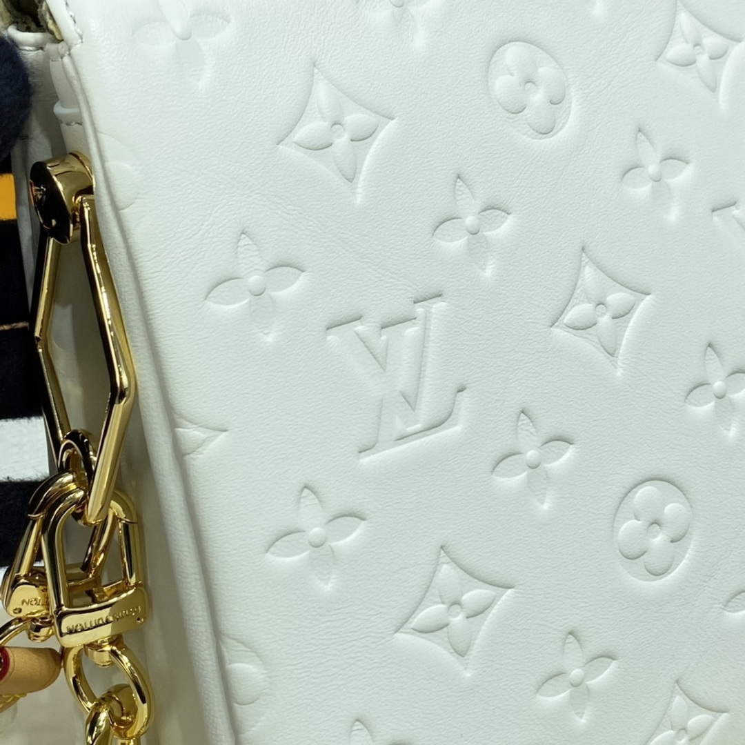 LV M20378 Louis Vuitton Coussin PM Bag White