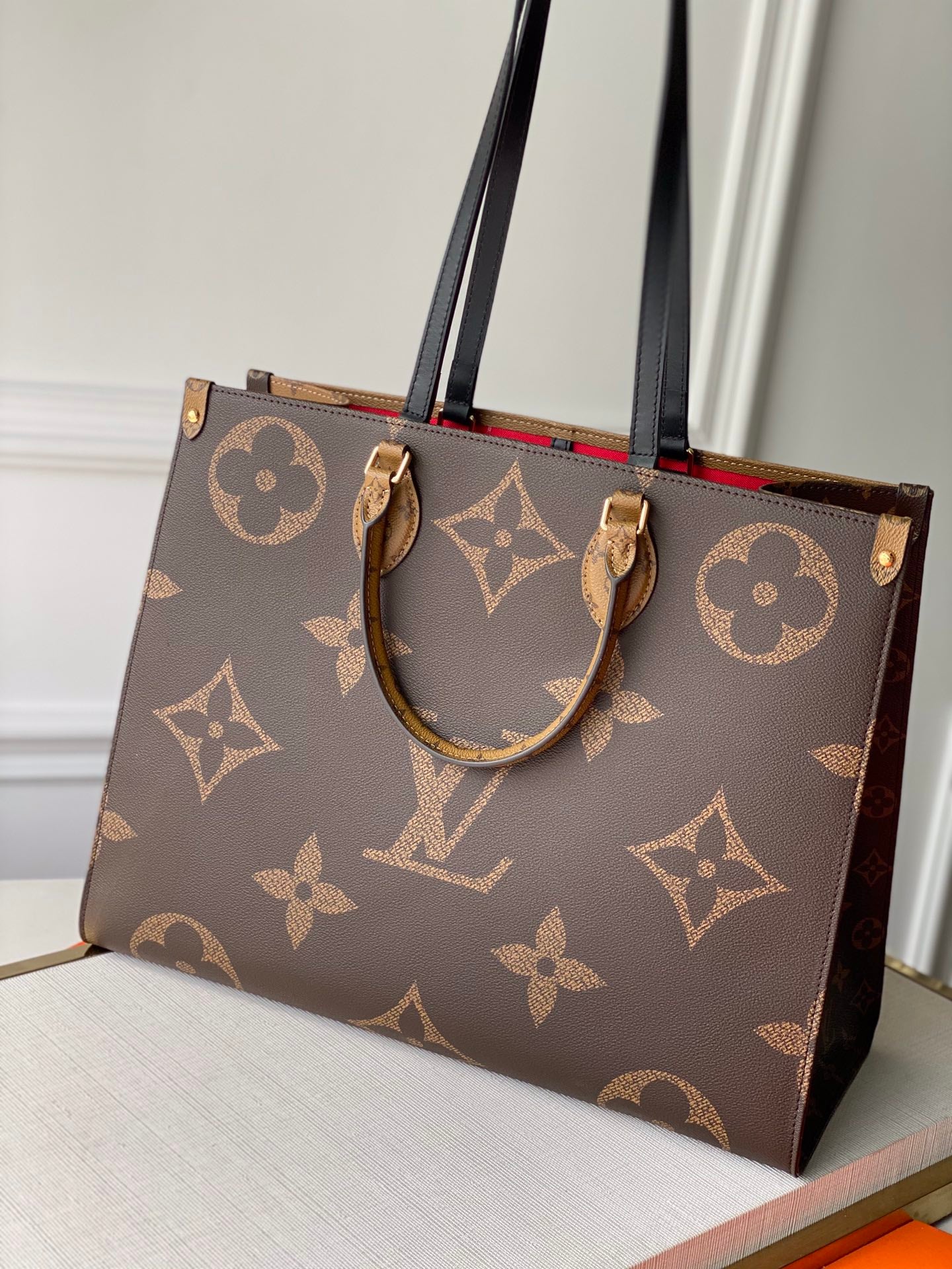 LV M45320 Louis Vuitton Onthego GM Bag M45321 Monogram and Monogram Reverse