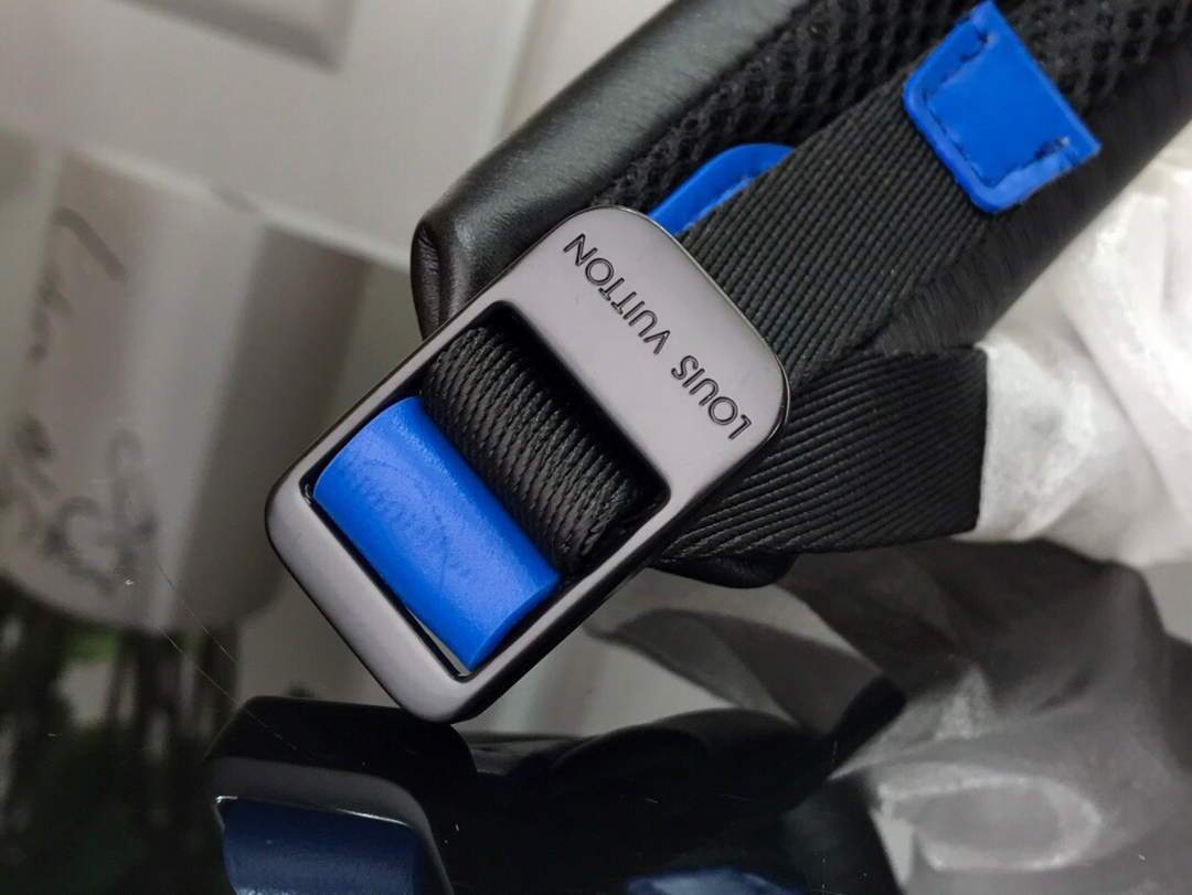 LV M45335 Louis Vuitton Dean Backpack Monogram Macassar