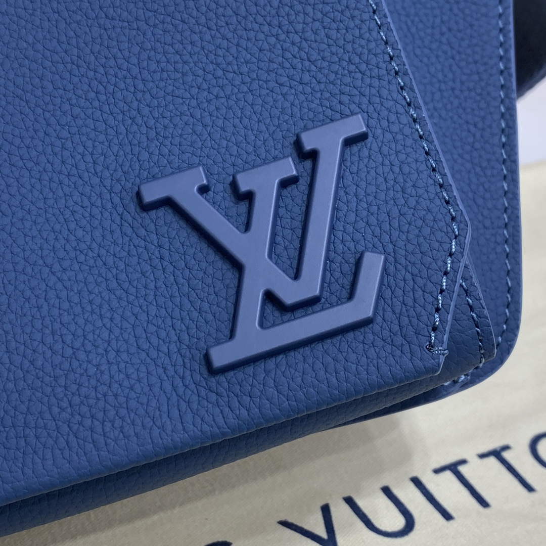 LV M57081 Louis Vuitton Takeoff Slingbag Navy blue