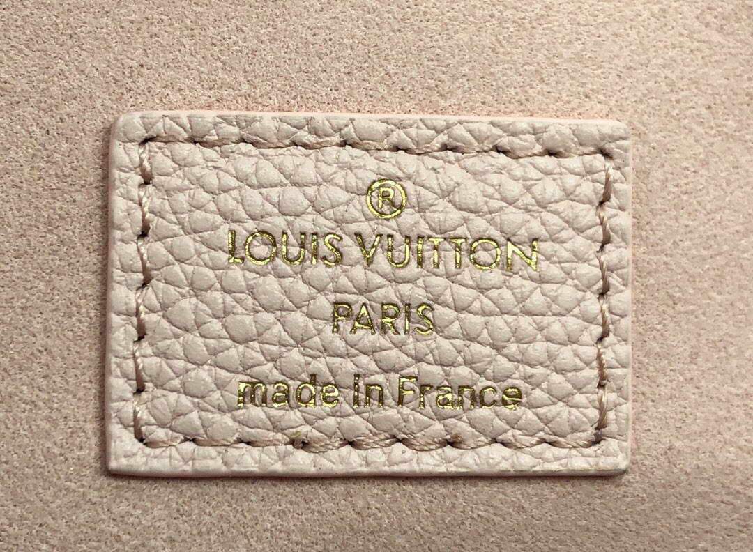 LV M55818 Louis Vuitton Lockme Tote PM Leathers M55817 Bag Pink