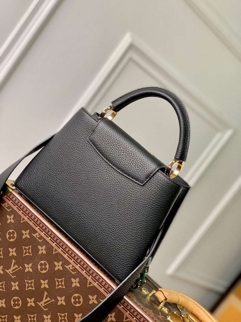 LV M21641 Louis Vuitton Capucines BB Handbag Black