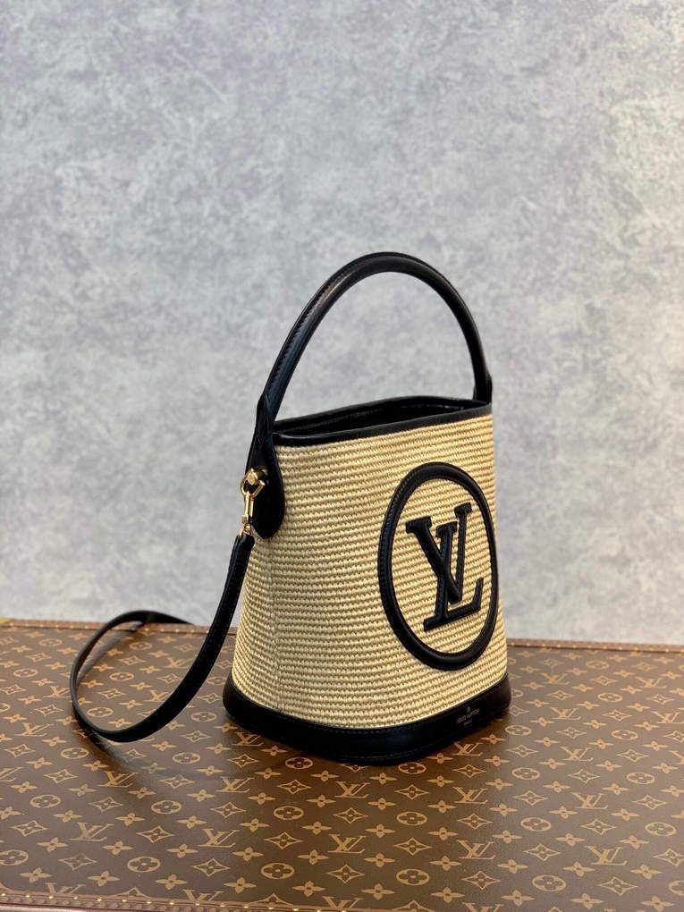 LV M59961 Louis Vuitton Petit Bucket Bag Black