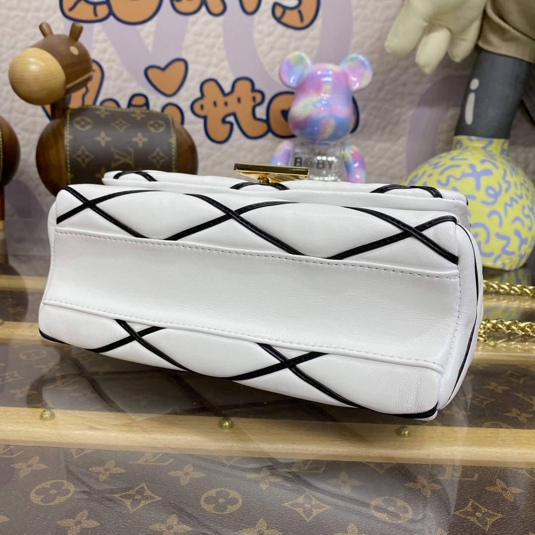LV M22890 Louis Vuitton GO-14 MM Bag White/Black