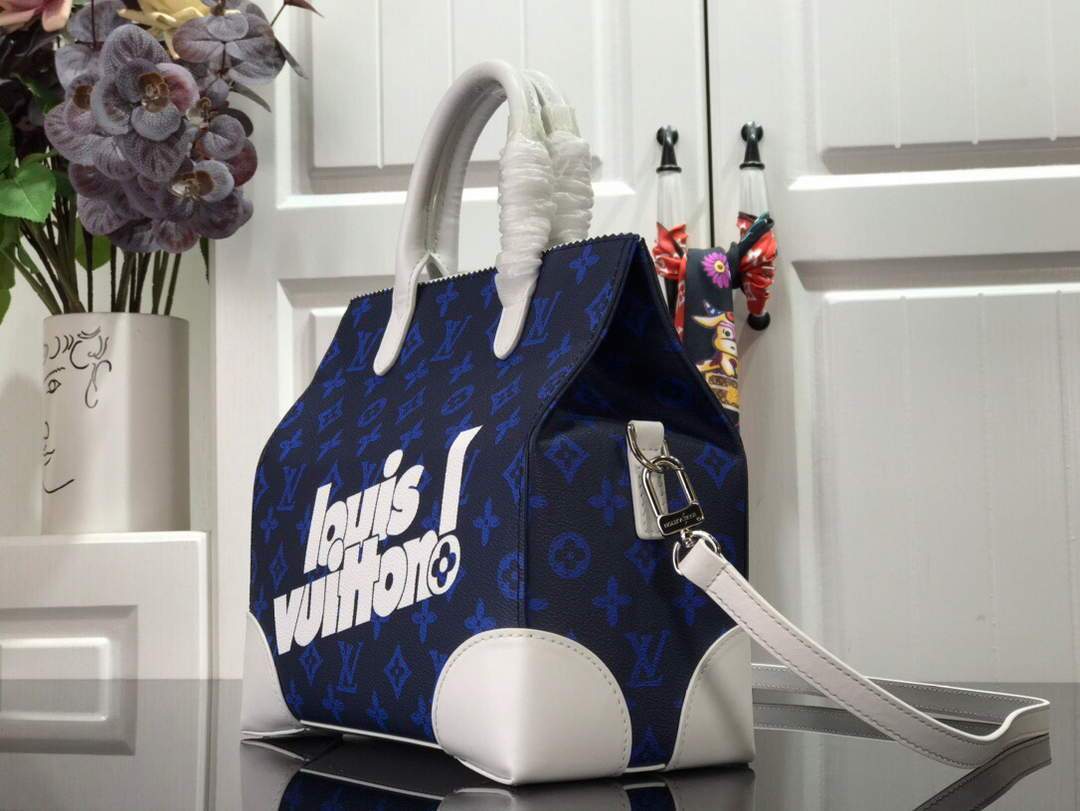 LV M46113 Louis Vuitton Carry It Bag 25cm Monogram Canvas Spring/Summer 2021 Collection Blue