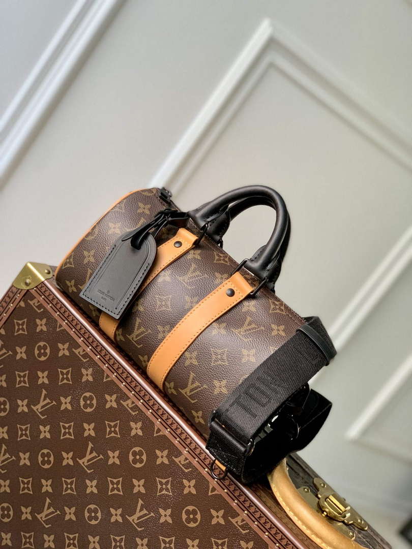 LV M46687 Louis Vuitton Keepall Bandouli��re 25 Bag