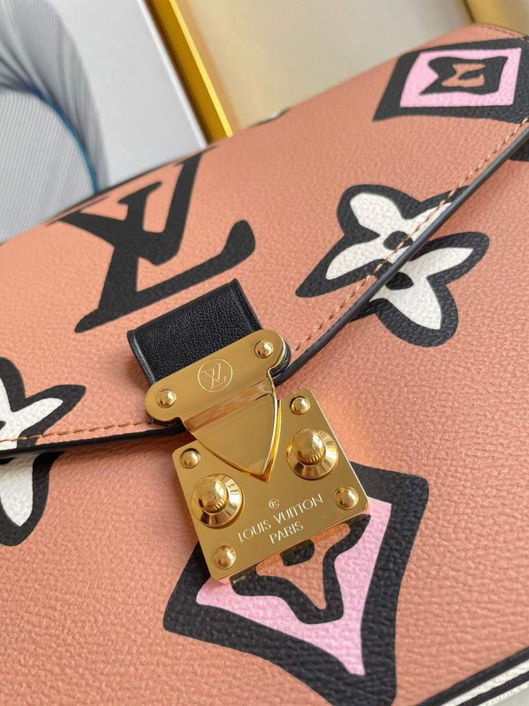 LV M45823 Louis Vuitton M45596 Pochette Metis Bag Arizona Beige