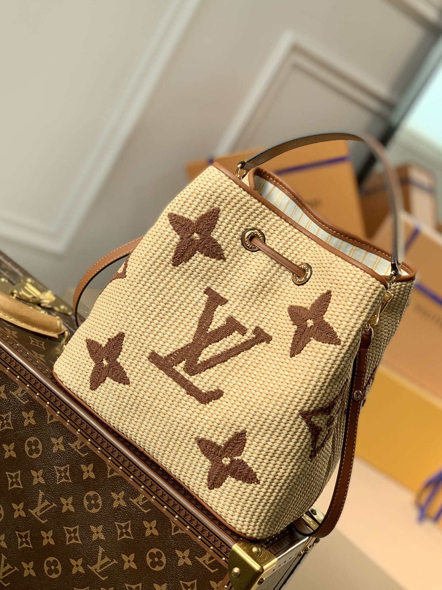LV M57704 Louis Vuitton NONO MM Bag Apricot
