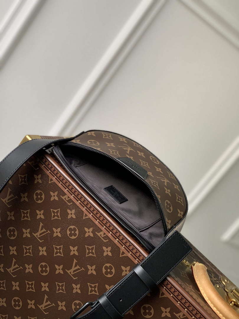 LV M23835 Louis Vuitton LV Moon Crossbody Monogram Brown