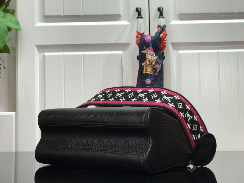 Louis Vuitton M56780 LV Crafty Twist MM Shoulder Bag M50280 Epi Black