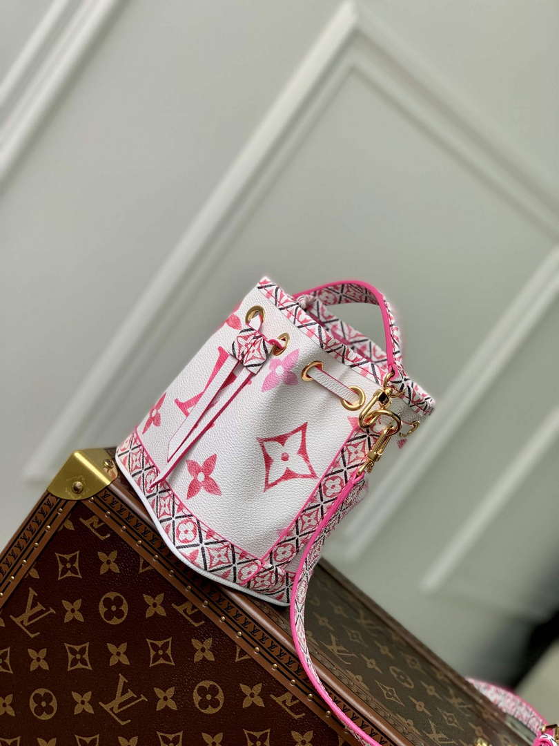 LV M82386 Louis Vuitton Nano No�� Bucket Bag Pink