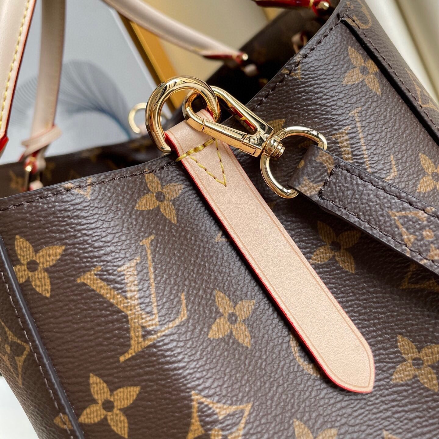 LV M41056 Louis Vuitton Montaigne MM Tote Bag Monogram