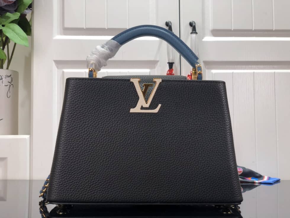Louis Vuitton Capucines BB M59709 Replica Shoulder Bag