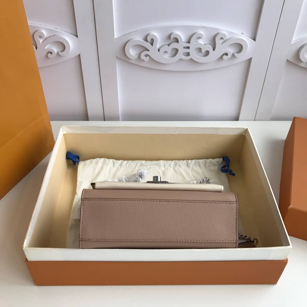 Louis Vuitton MyLockMe BB Calf Chain Replica Shoulder Bag Apricot White M51418
