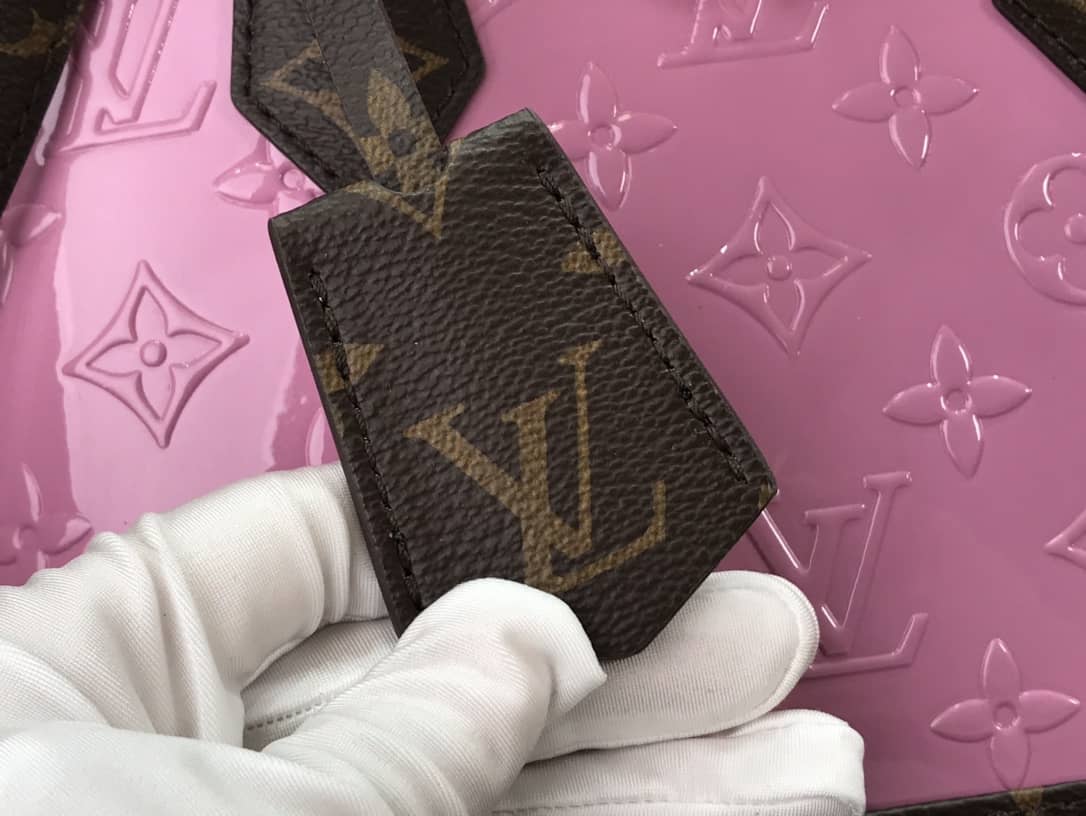 Louis Vuitton Alma BB Vernis Leather Shoulder Bag Replica Pink M44389
