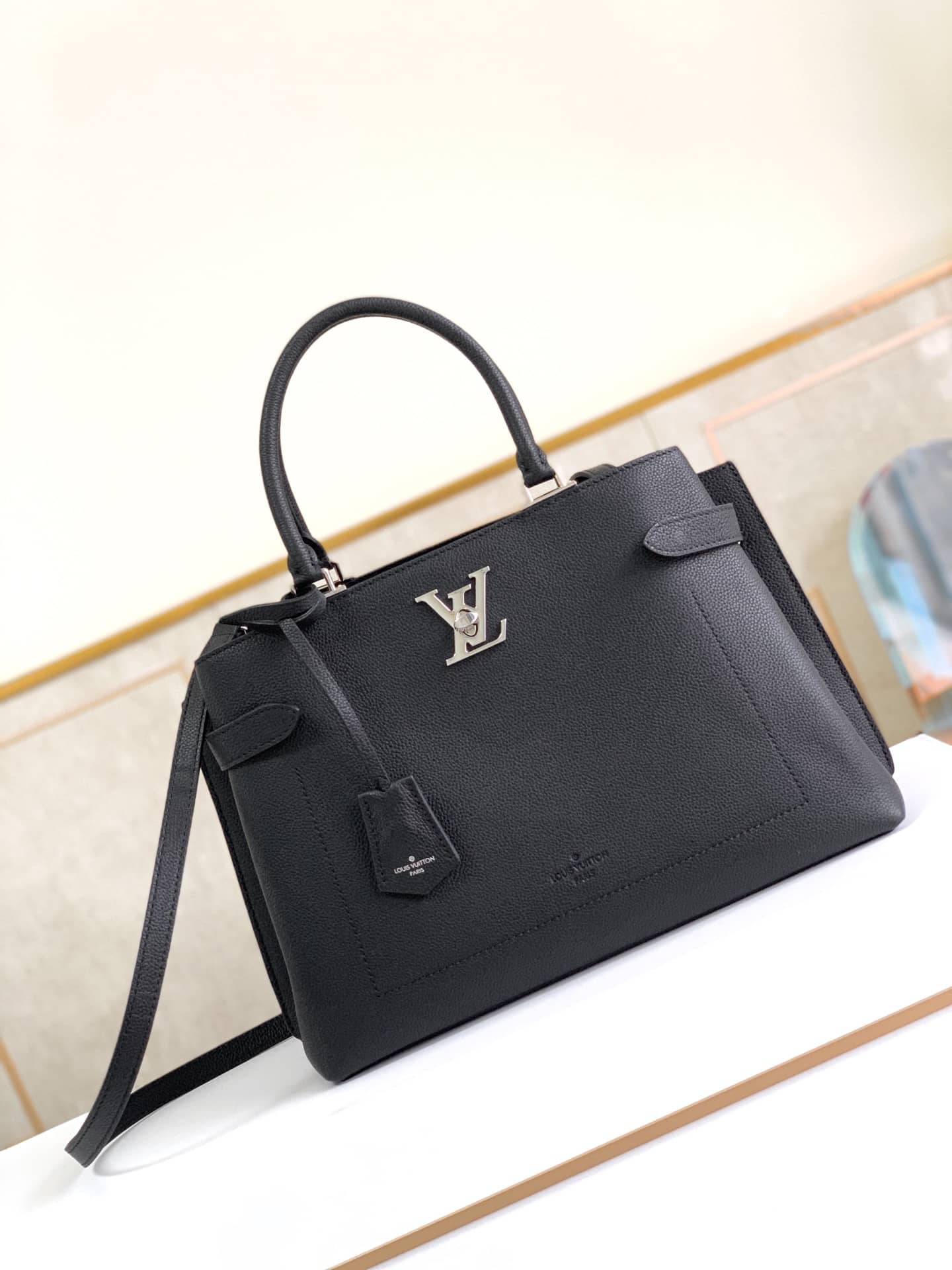 Louis Vuitton Lockme Day Tote Replica Black M53730