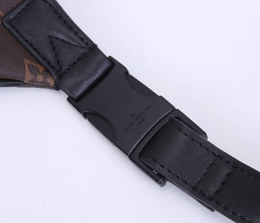 LV Bum Bag Dupe Monogram Eclipse Discovery  M44336