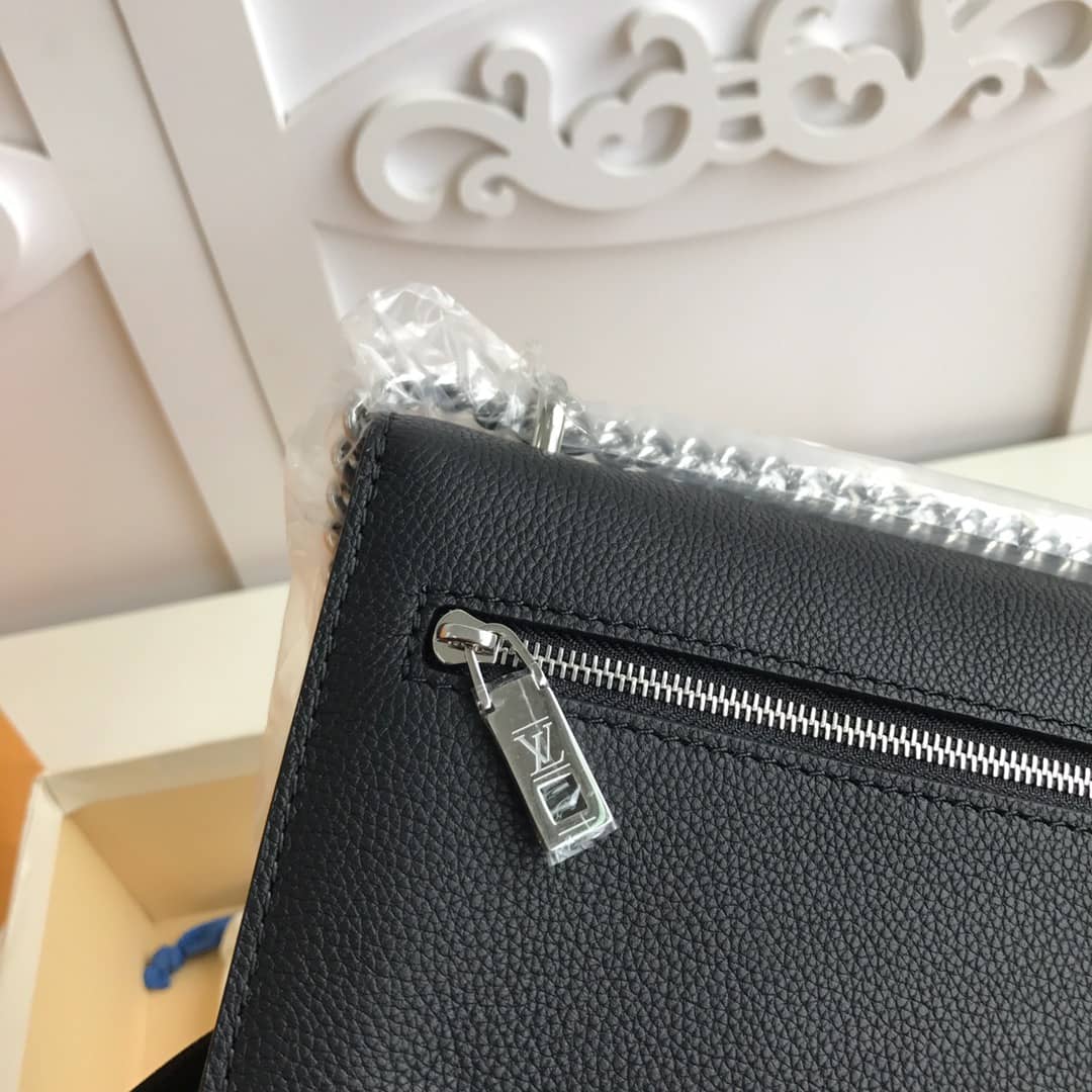 Louis Vuitton MyLockMe BB Calf Chain Replica Shoulder Bag Black M51418