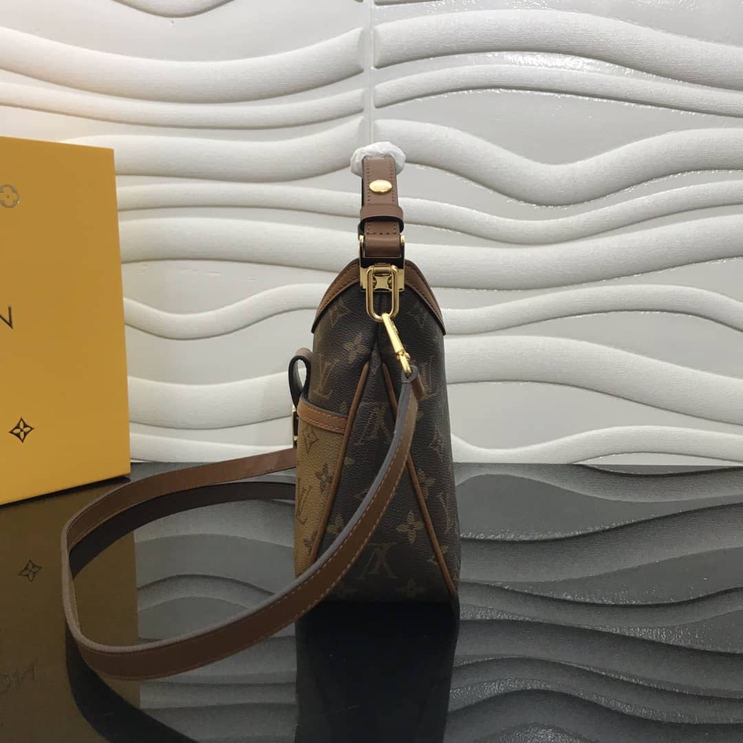 Louis Vuitton Monogram Dauphine MM Replica Hobo M45195