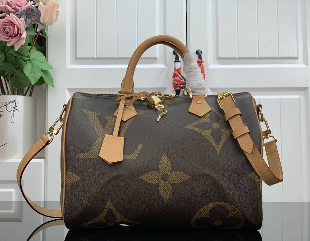 Louis Vuitton Monogram Giant Speedy Bandouliere 30 Replica Bag M44602