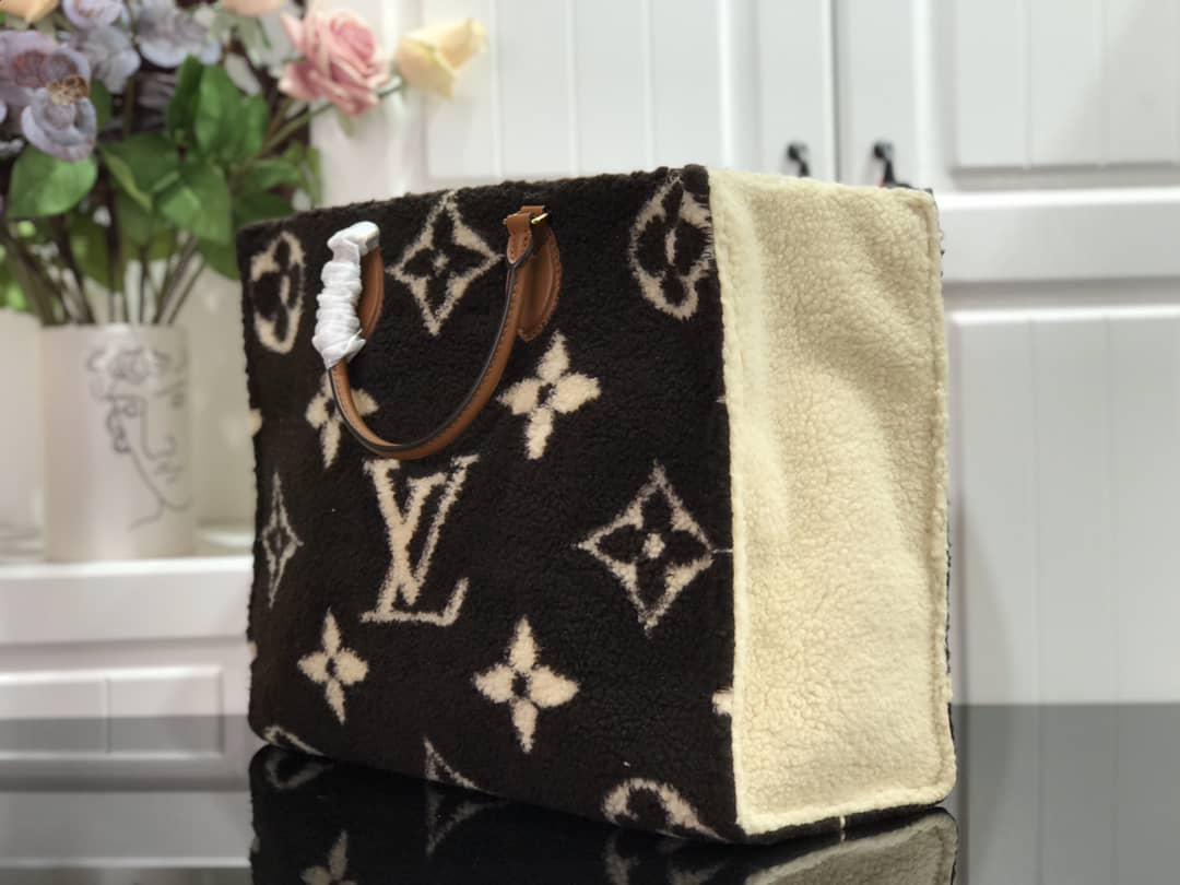 Louis Vuitton Onthego Teddy Shearling Limited GM Tote Replica Black M55421