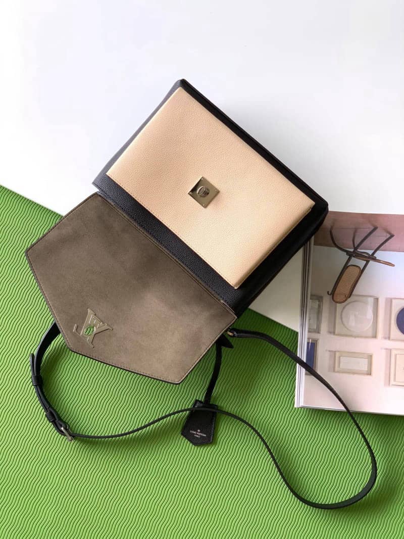 Louis Vuitton Laurier Toffee Latte MyLockme Bag Replica M55323