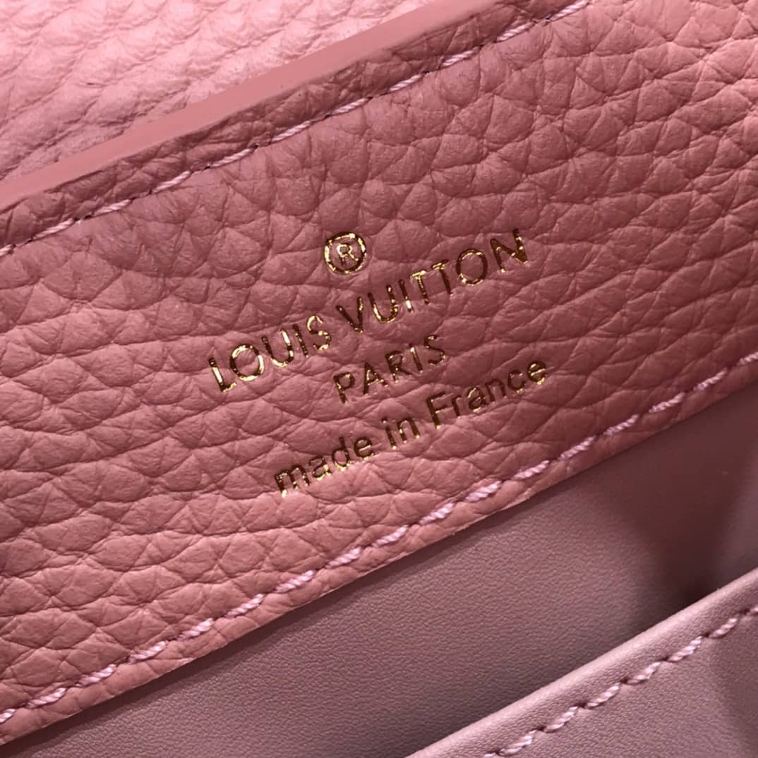 Louis Vuitton Capucines MM Taurillon Leather Tote M94227