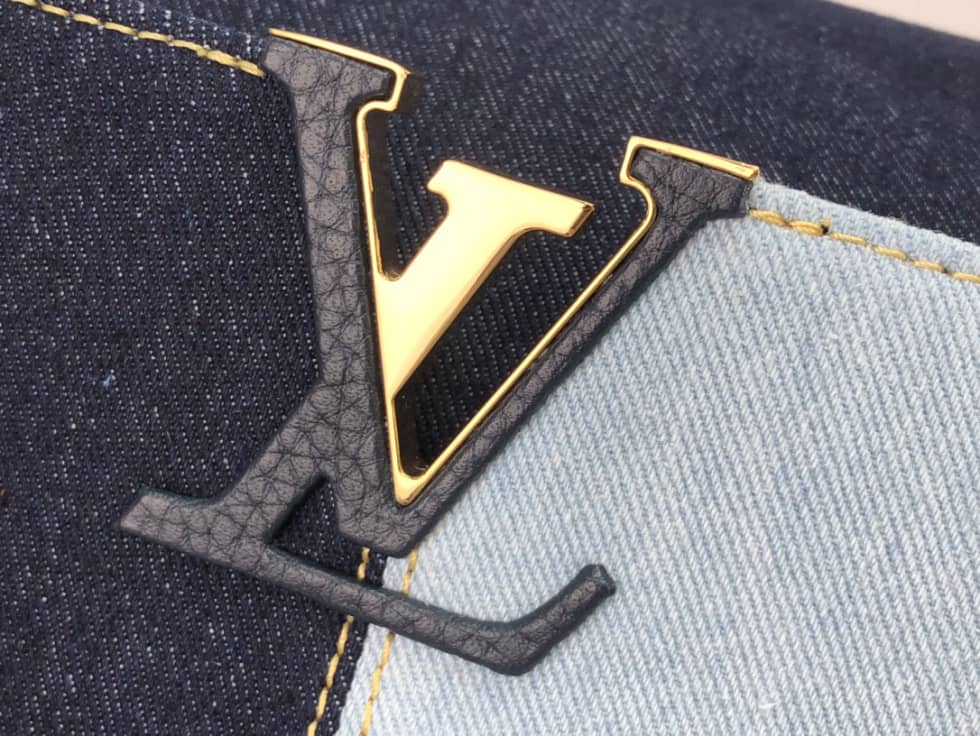 Louis Vuitton Capucines MM M59430 Replica Shoulder Bag