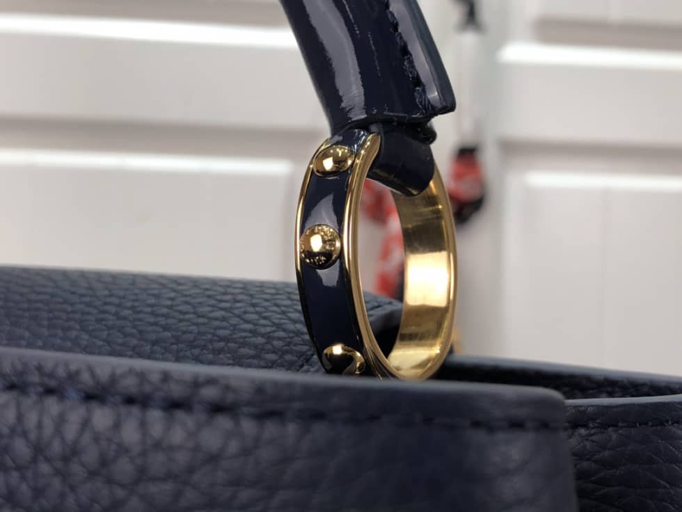 Louis Vuitton Capucines BB M59065 Replica Shoulder Bag