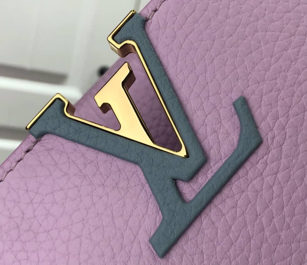 Louis Vuitton Capucines Mini M57945 Replica Shoulder Bag